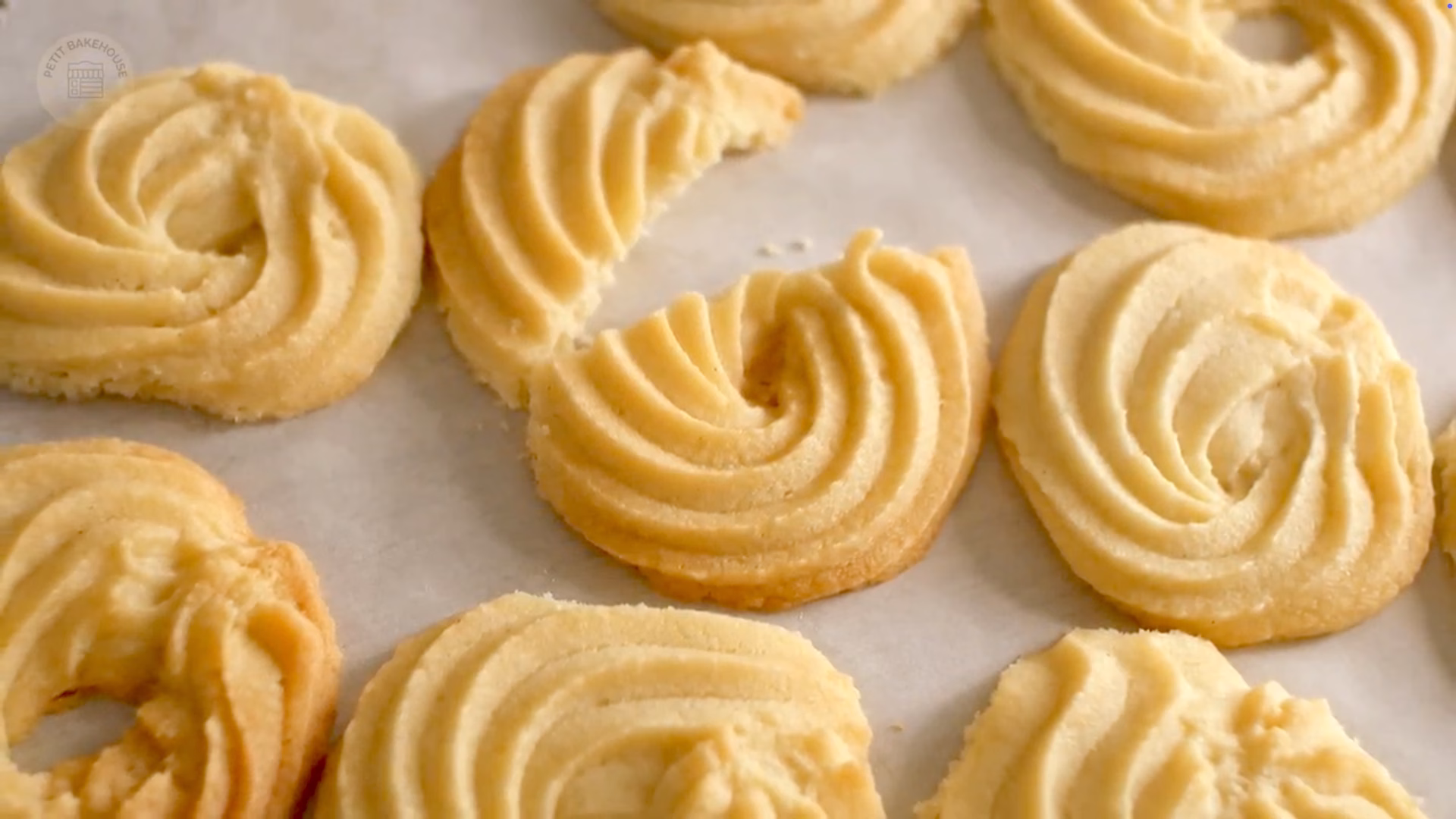 crispy buttery shortbread cookie rings